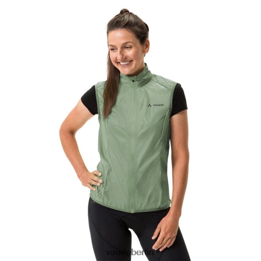VAUDE Matera Windweste Weidengrün Kleidung HLT448909